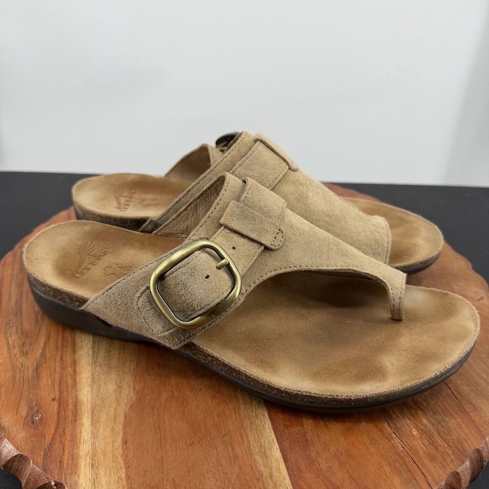 Dansko Rylee‎ toe post slide sandals in sand suede sz 41 10.5-11